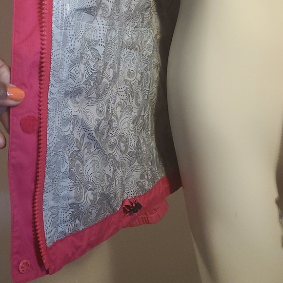 MEC Womens Aquanator Rain jacket in Small - Picture 14 of 16